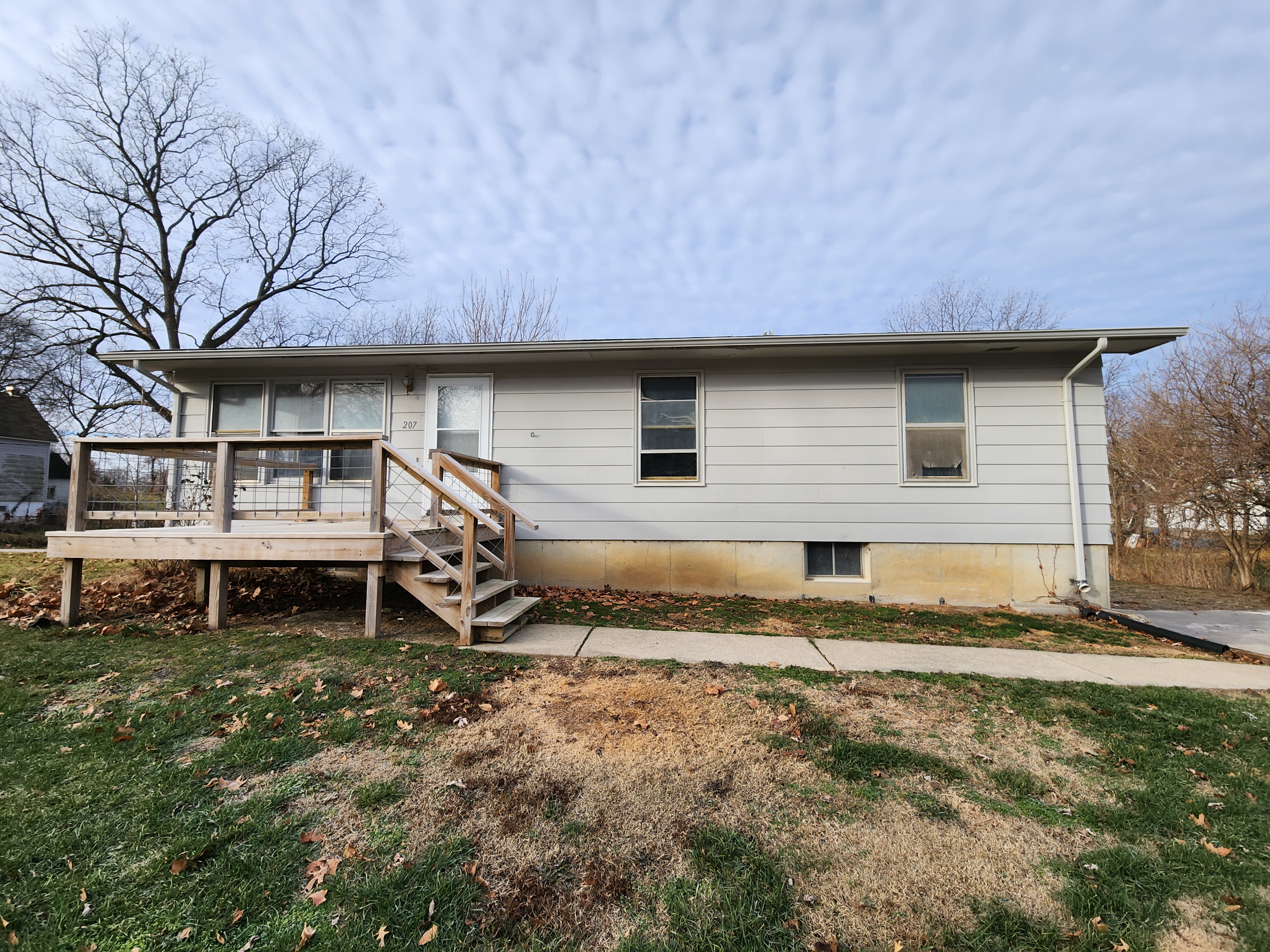 207 S maple St Calhoun MO 9.jpg